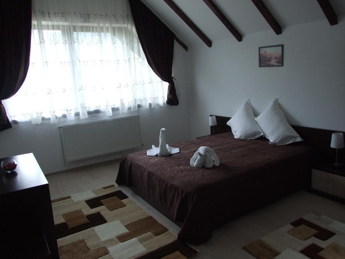 Hotel Boutique Garden Resort By Brancoveanu Moieciu de Jos Quarto foto